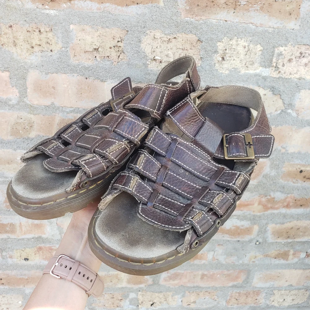 Dr Doc Martens Sandals Men's 11 US Y2K Brown Leather Fisherman Buckle 12614